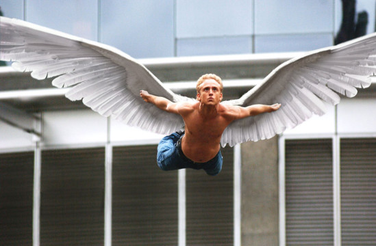 Angel (Ben Foster) ejemplificando la libertad. 