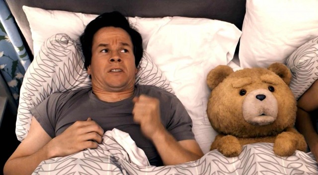 Ted (2012) protagonizada por Mark Wahlberg